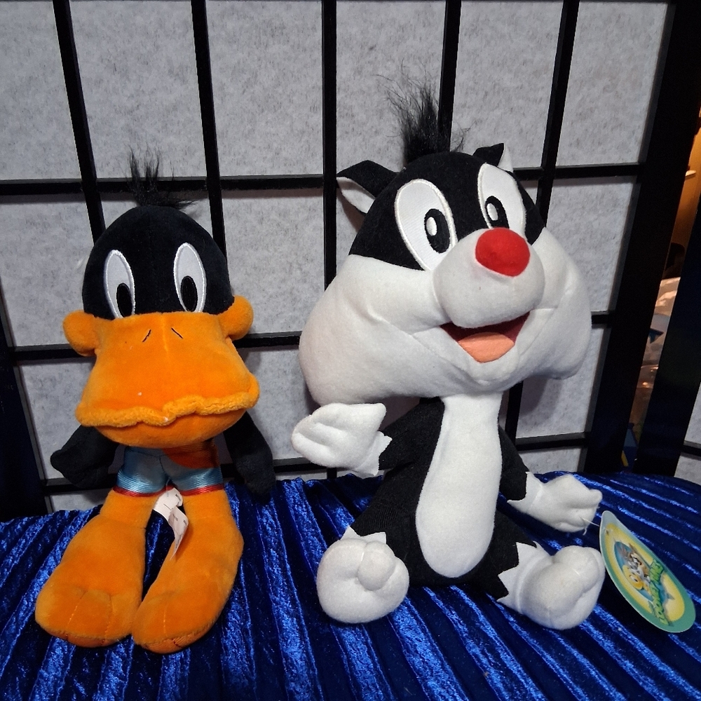 Cartoon Character Plush Toy Set.  Daffy Duck - Sylvester The Cat